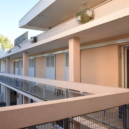 Auberge De Jeunesse Jas De Bouffan Aix-en-Provence Luaran gambar