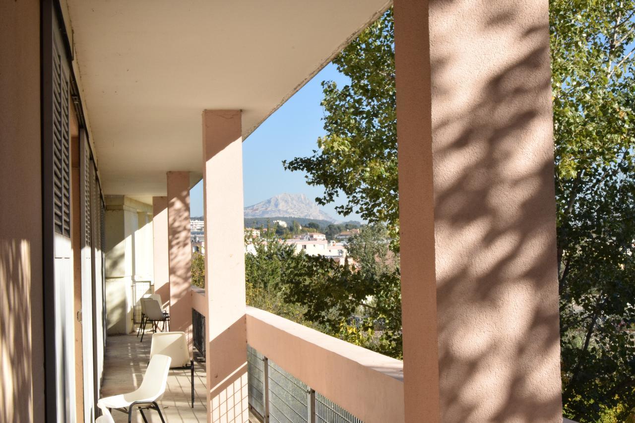 Auberge De Jeunesse Jas De Bouffan Aix-en-Provence Luaran gambar